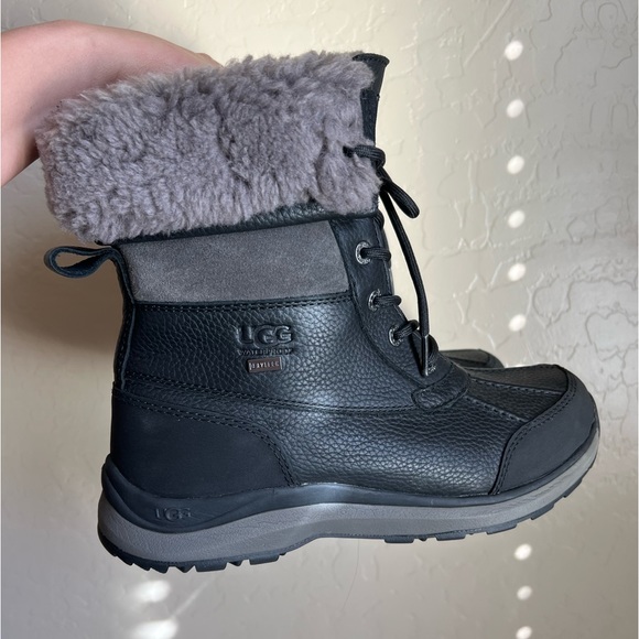 UGG ADIRONDACK III waterproof boots size 9 - Picture 6 of 16